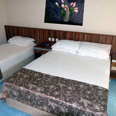 Hotell Vela Icmeler 3*